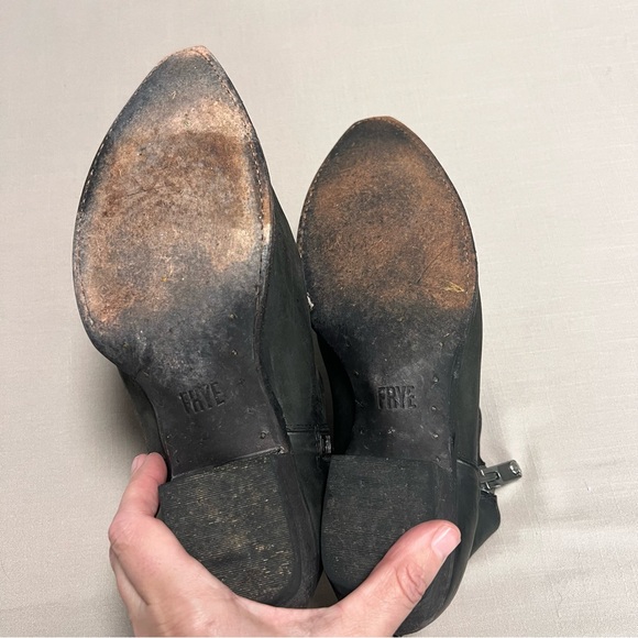 Frye Sacha Side Zip Moto Leather Booties Black Leather Ankle Boots Womens 10 - Picture 15 of 15